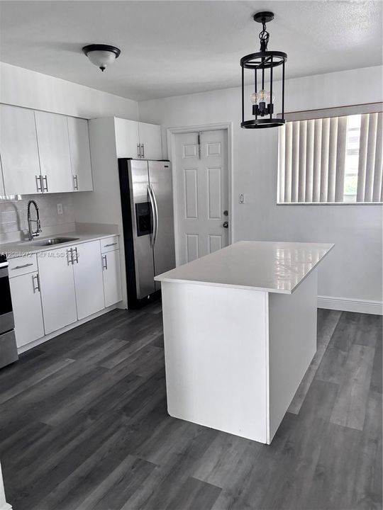 For Rent: $3,200 (3 beds, 2 baths, 0 Square Feet)