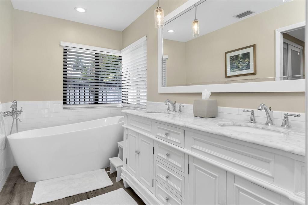 9701- Master Bath