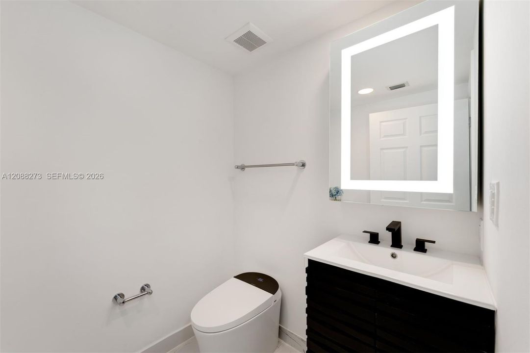 En Venta: $499,999 (2 camas, 1 baños, 977 Pies cuadrados)
