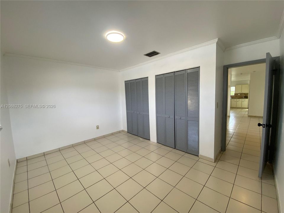 For Rent: $3,195 (3 beds, 2 baths, 1475 Square Feet)