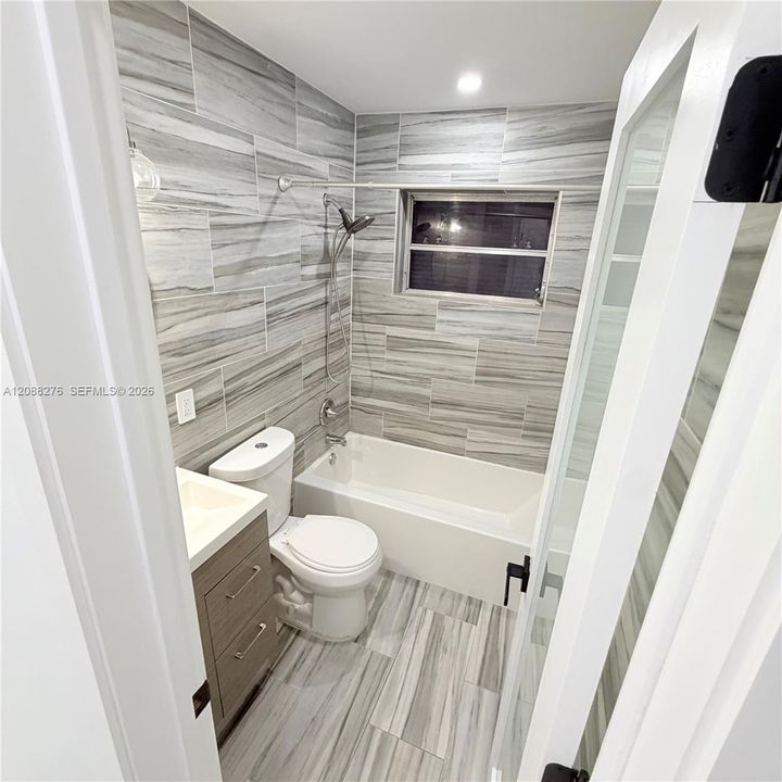 В аренду: $3,200 (3 спален, 2 ванн, 1732 Квадратных фут)