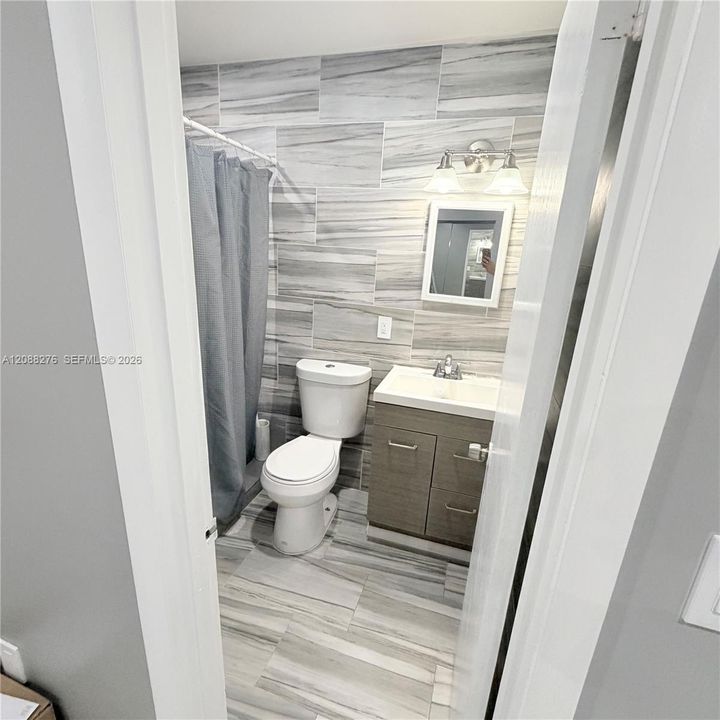 В аренду: $3,200 (3 спален, 2 ванн, 1732 Квадратных фут)
