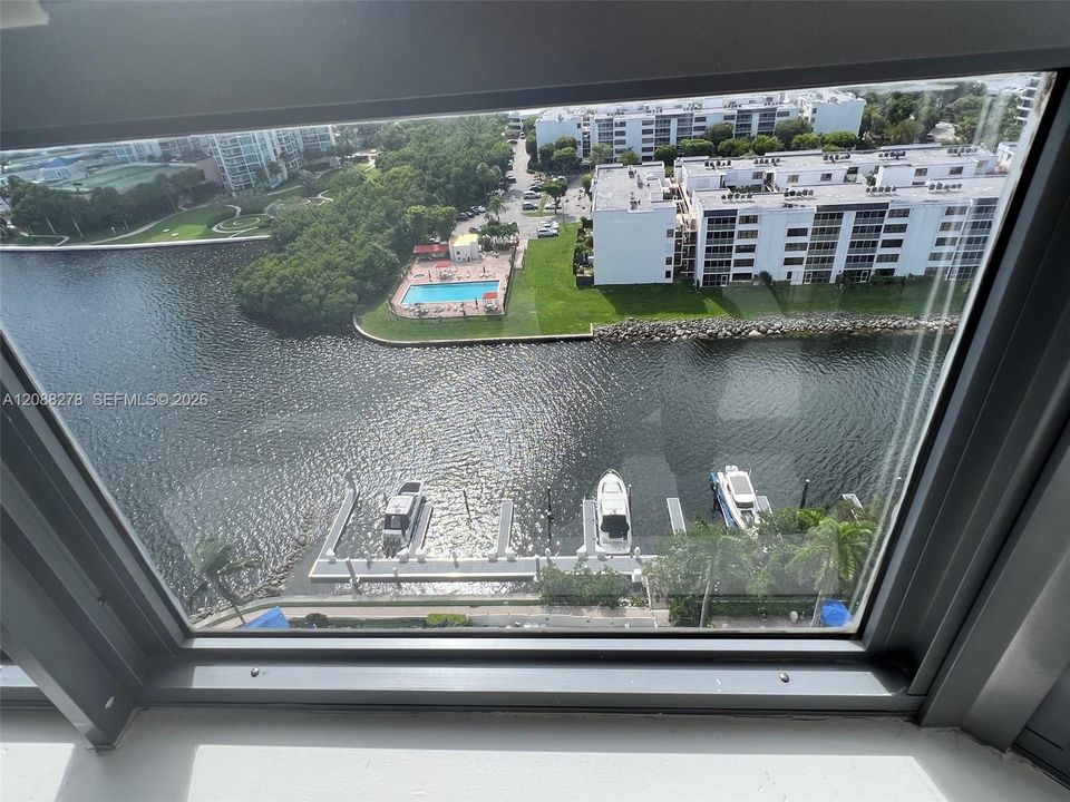 В аренду: $3,300 (2 спален, 2 ванн, 1091 Квадратных фут)