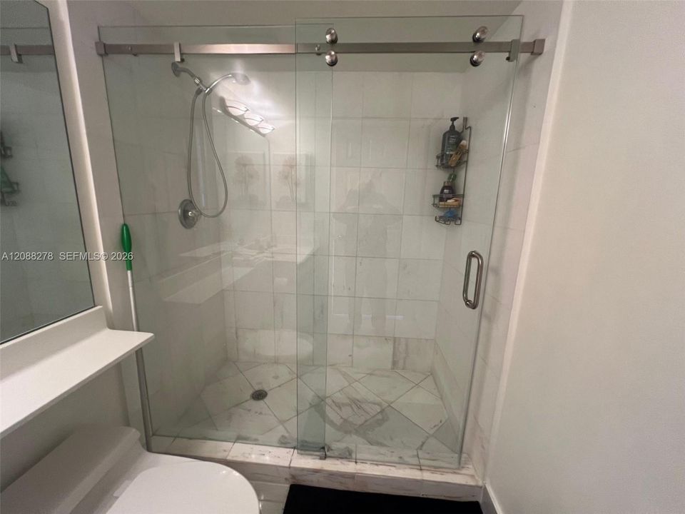 В аренду: $3,300 (2 спален, 2 ванн, 1091 Квадратных фут)