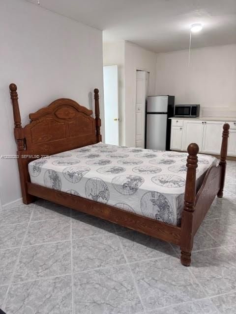 For Rent: $1,200 (3 beds, 2 baths, 1383 Square Feet)