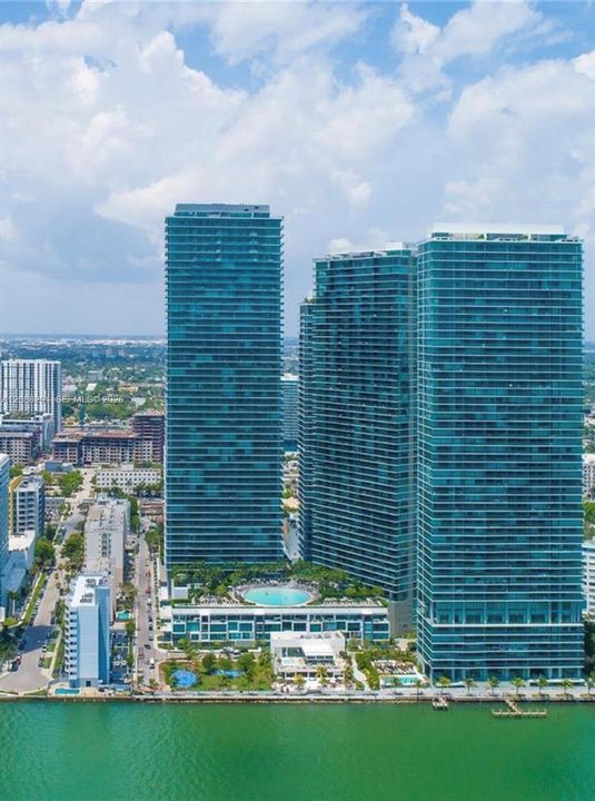En Venta: $1,895,000 (4 camas, 4 baños, 1871 Pies cuadrados)