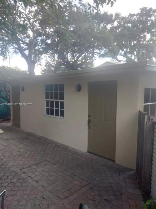 For Sale: $610,000 (0 beds, 0 baths, 1137 Square Feet)