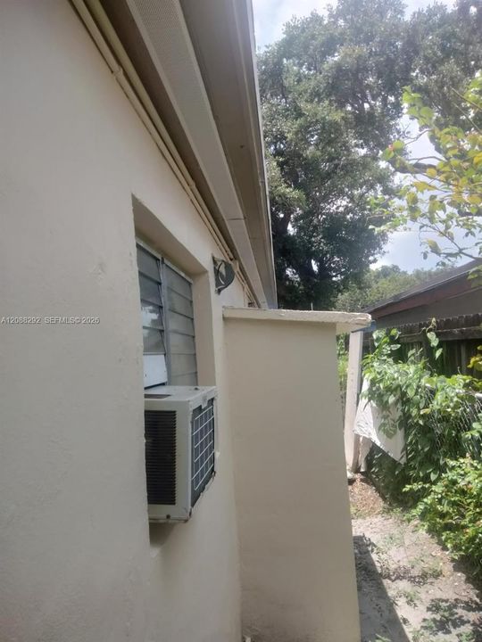 For Sale: $610,000 (0 beds, 0 baths, 1137 Square Feet)