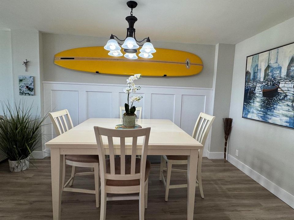 JH 707 dining 2