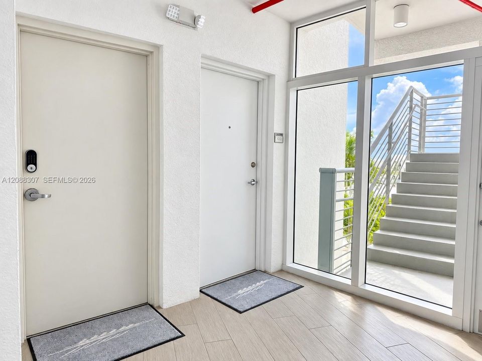 For Rent: $3,700 (2 beds, 2 baths, 1165 Square Feet)