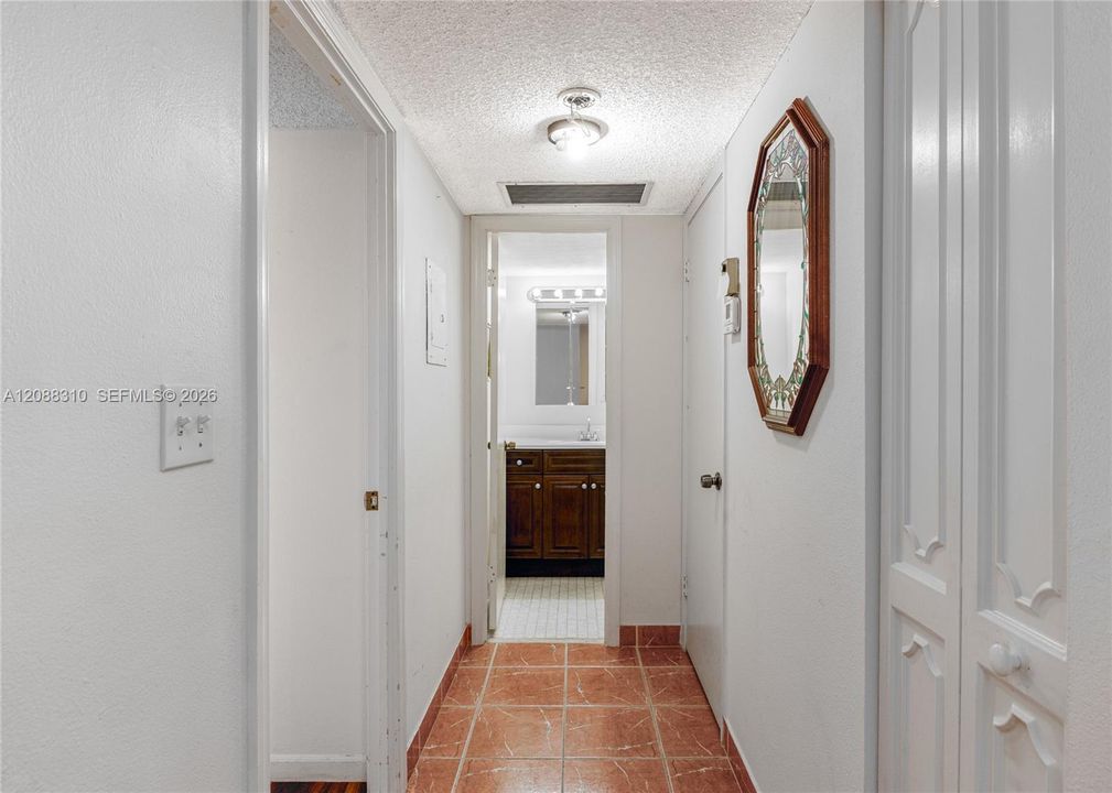 En Venta: $105,000 (2 camas, 2 baños, 1184 Pies cuadrados)