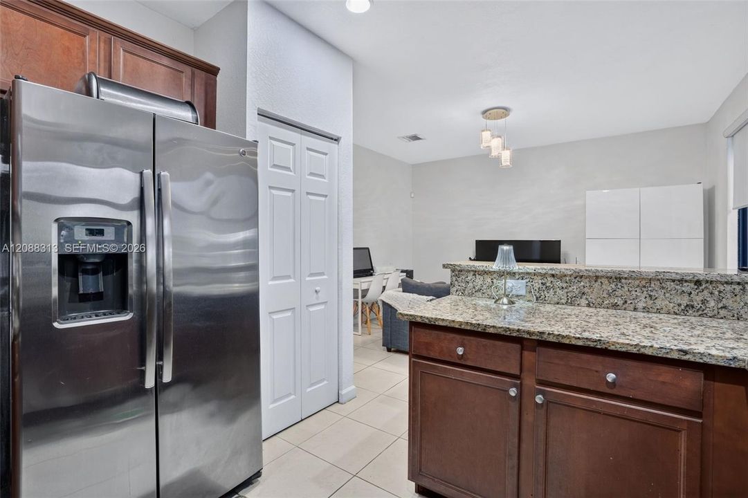 For Sale: $665,000 (3 beds, 2 baths, 1605 Square Feet)