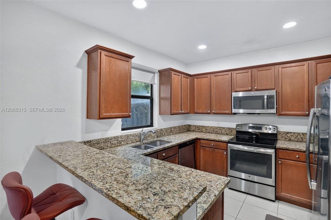 For Sale: $665,000 (3 beds, 2 baths, 1605 Square Feet)