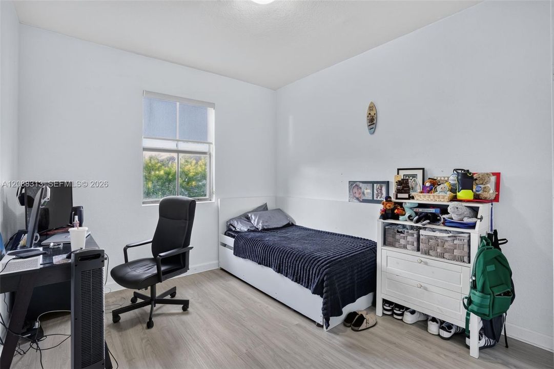 For Sale: $665,000 (3 beds, 2 baths, 1605 Square Feet)