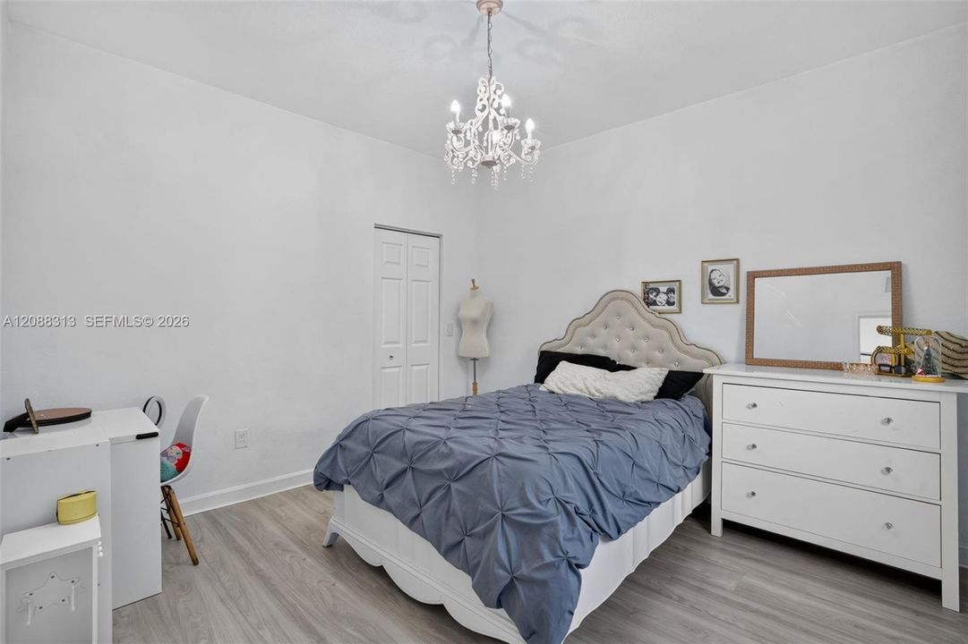 For Sale: $665,000 (3 beds, 2 baths, 1605 Square Feet)
