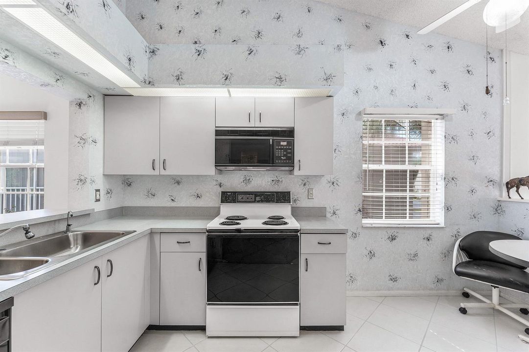 010-14388EmeraldLakeDrive-3-DelrayBeach-