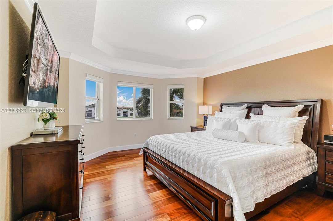 For Sale: $950,000 (4 beds, 2 baths, 2267 Square Feet)