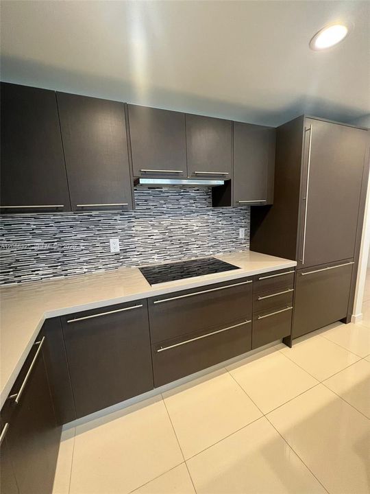 For Rent: $3,800 (3 beds, 3 baths, 1514 Square Feet)