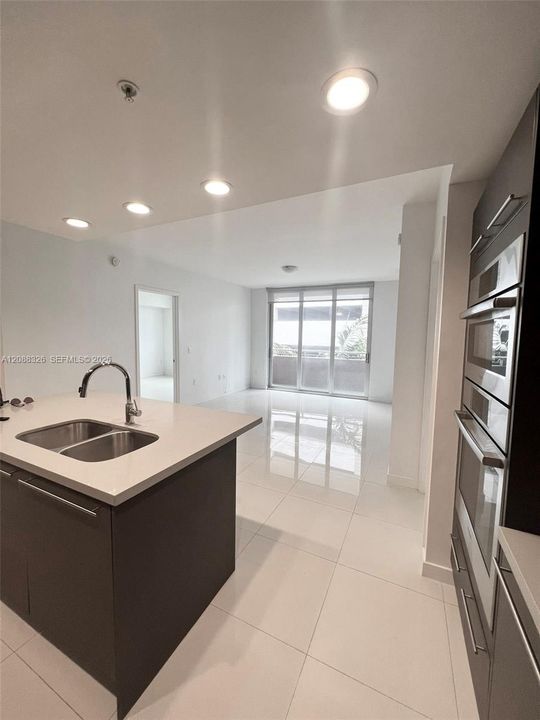 For Rent: $3,800 (3 beds, 3 baths, 1514 Square Feet)