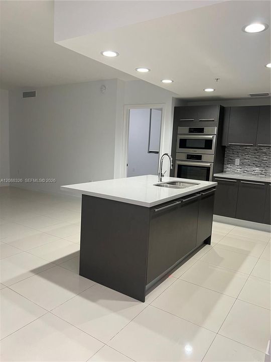For Rent: $3,800 (3 beds, 3 baths, 1514 Square Feet)