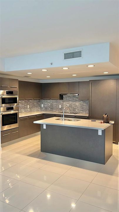 For Rent: $3,800 (3 beds, 3 baths, 1514 Square Feet)