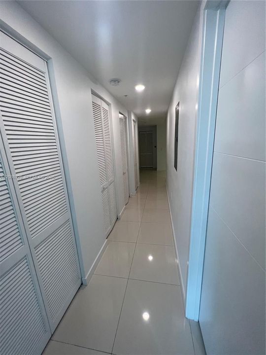 For Rent: $3,800 (3 beds, 3 baths, 1514 Square Feet)