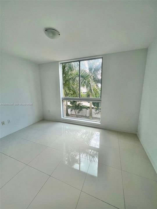 For Rent: $3,800 (3 beds, 3 baths, 1514 Square Feet)