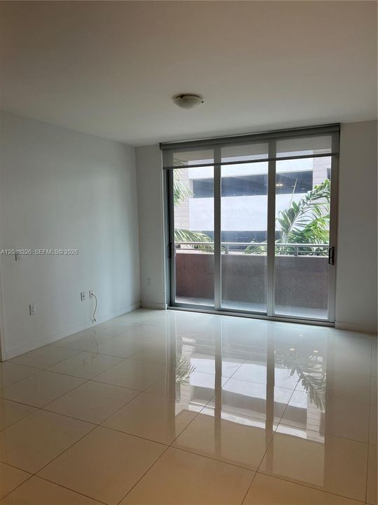 For Rent: $3,800 (3 beds, 3 baths, 1514 Square Feet)