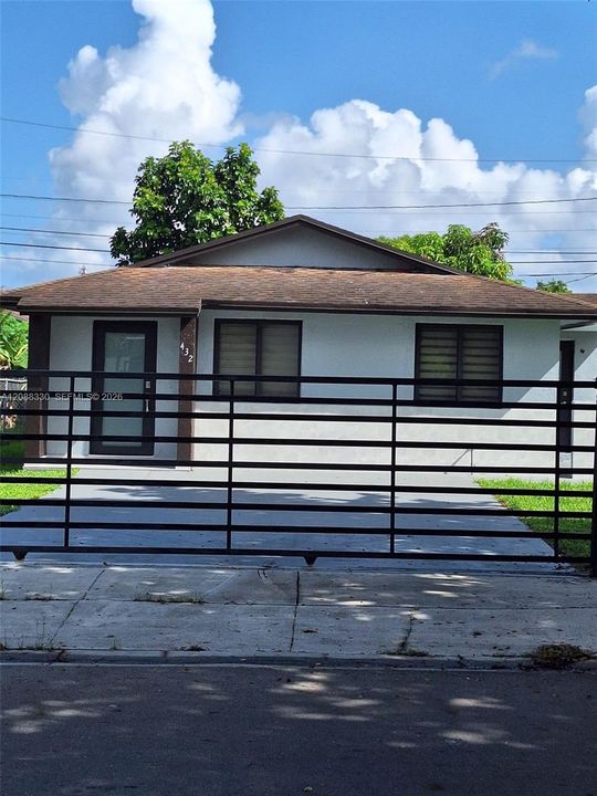 En Venta: $470,000 (3 camas, 2 baños, 1092 Pies cuadrados)