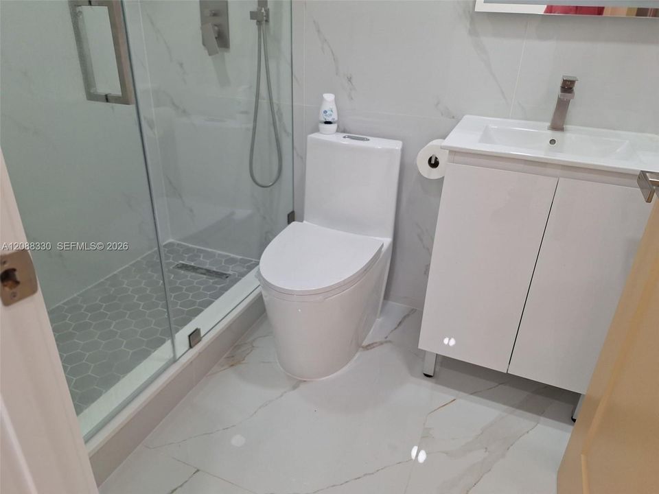 En Venta: $470,000 (3 camas, 2 baños, 1092 Pies cuadrados)