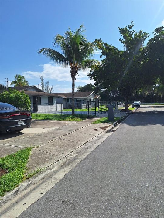 En Venta: $470,000 (3 camas, 2 baños, 1092 Pies cuadrados)