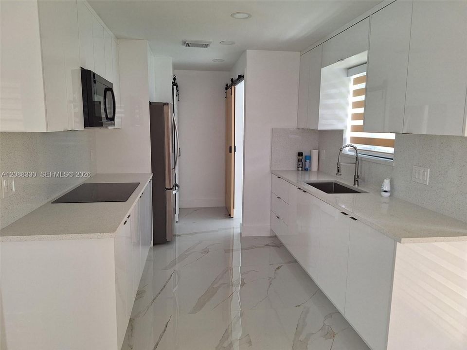 En Venta: $470,000 (3 camas, 2 baños, 1092 Pies cuadrados)