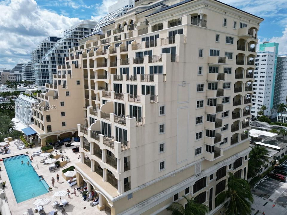 En Venta: $399,950 (1 camas, 1 baños, 690 Pies cuadrados)