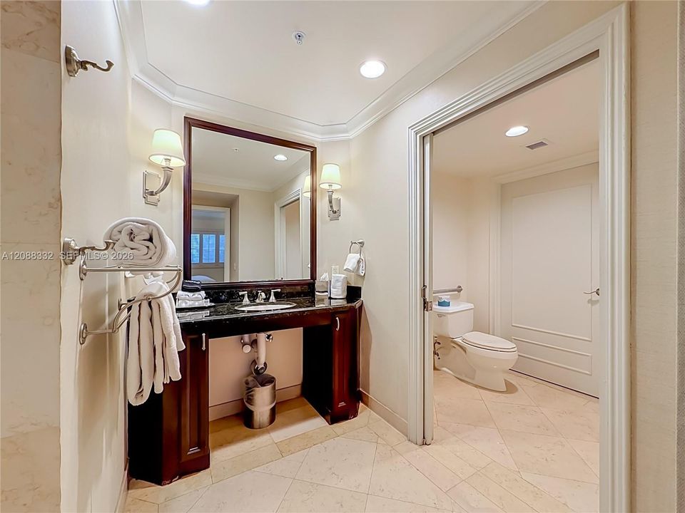 En Venta: $399,950 (1 camas, 1 baños, 690 Pies cuadrados)