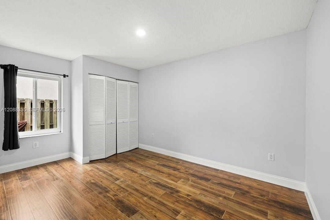 En Renta: $4,650 (4 camas, 2 baños, 2301 Pies cuadrados)