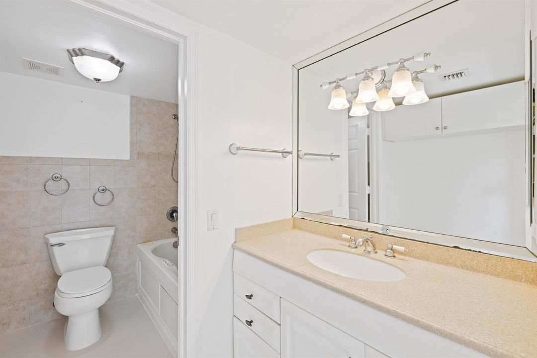 1105 Bahama Bend Apt A1-15