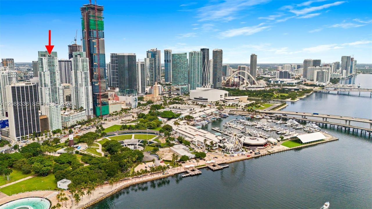 En Venta: $497,000 (2 camas, 2 baños, 940 Pies cuadrados)