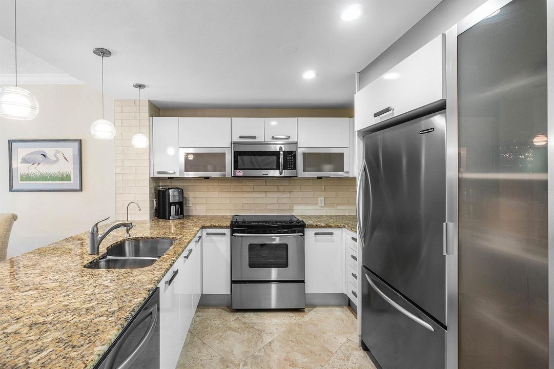 009-3604SouthOceanBoulevard-105-Highland