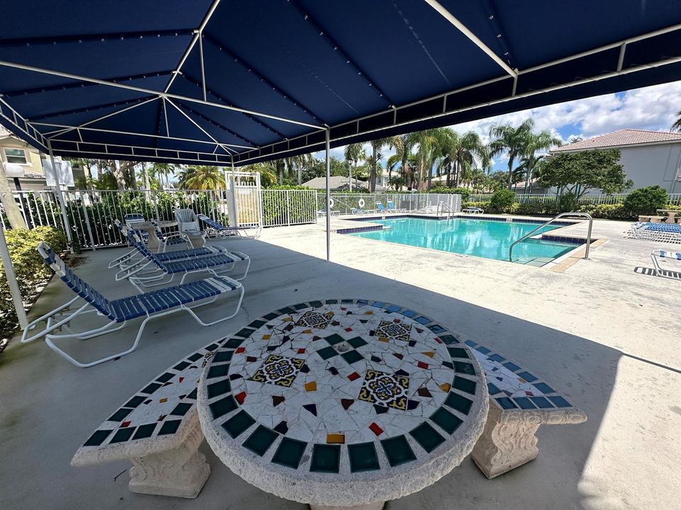 Pool 2