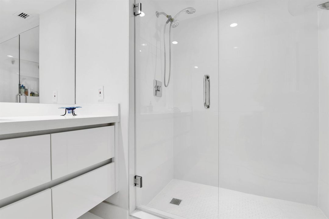 Main bathroom