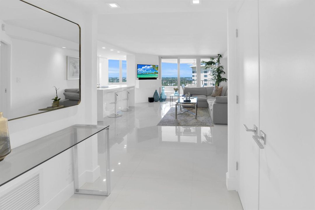 Foyer/entrance