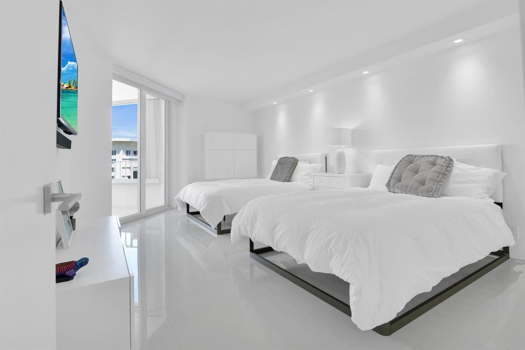 Second bedroom