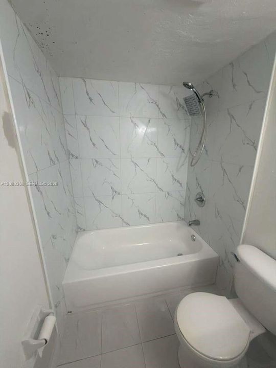 For Sale: $184,900 (1 beds, 1 baths, 598 Square Feet)