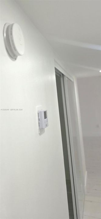 Sliding door to the 3rd bedroom/office