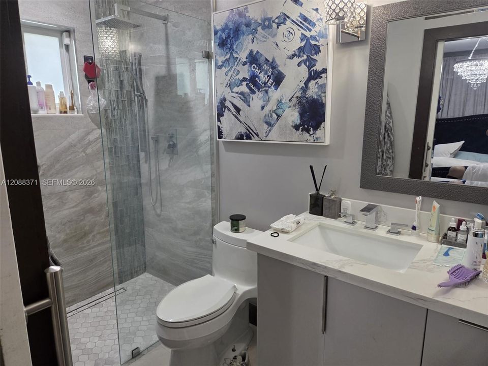 En Venta: $560,000 (3 camas, 2 baños, 1170 Pies cuadrados)