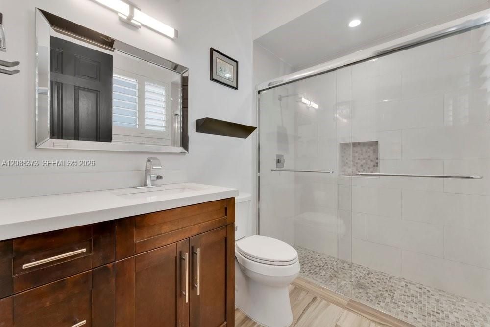 En Venta: $1,189,000 (3 camas, 3 baños, 2322 Pies cuadrados)