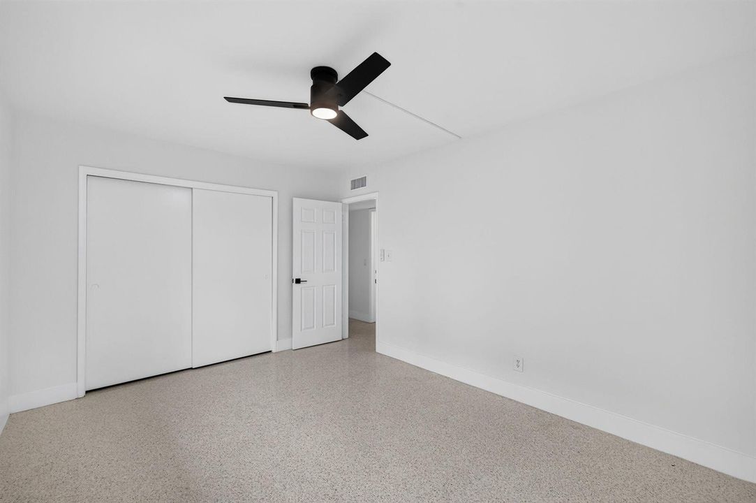 15-web-or-mls-699A6894