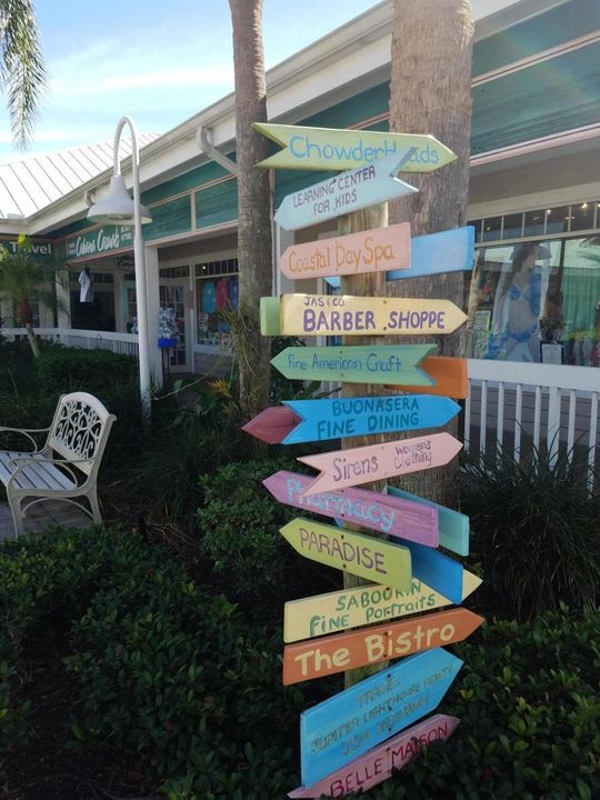 Driftwood plaza