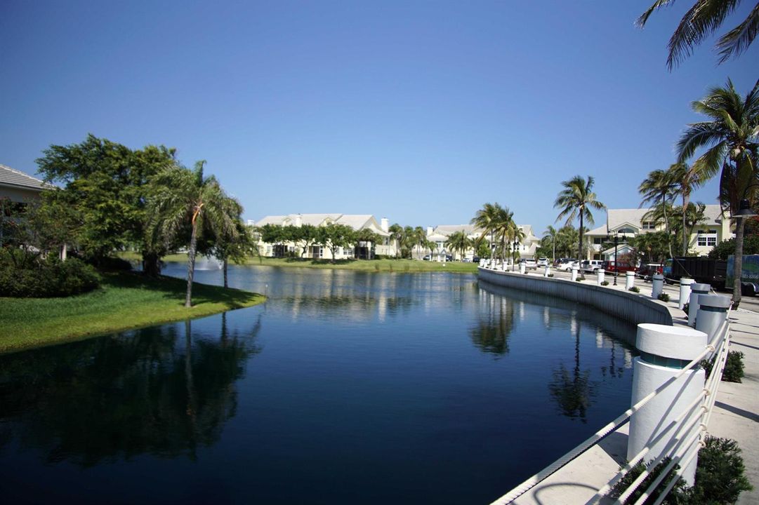 Sea Colony Lake