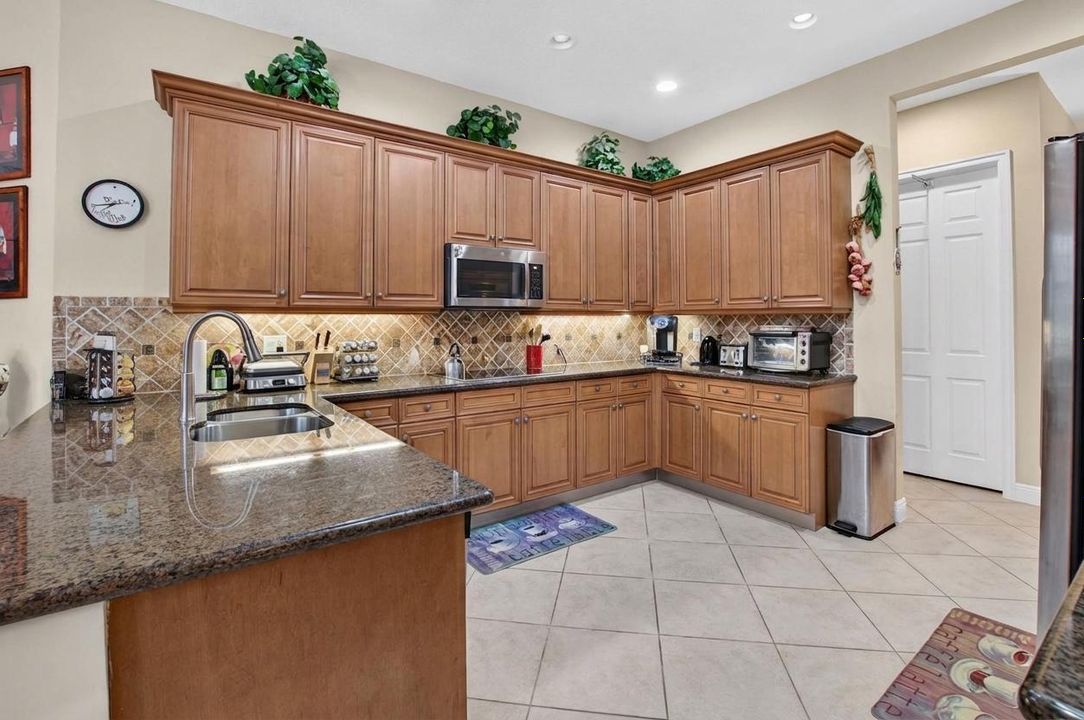 Kitchen 1